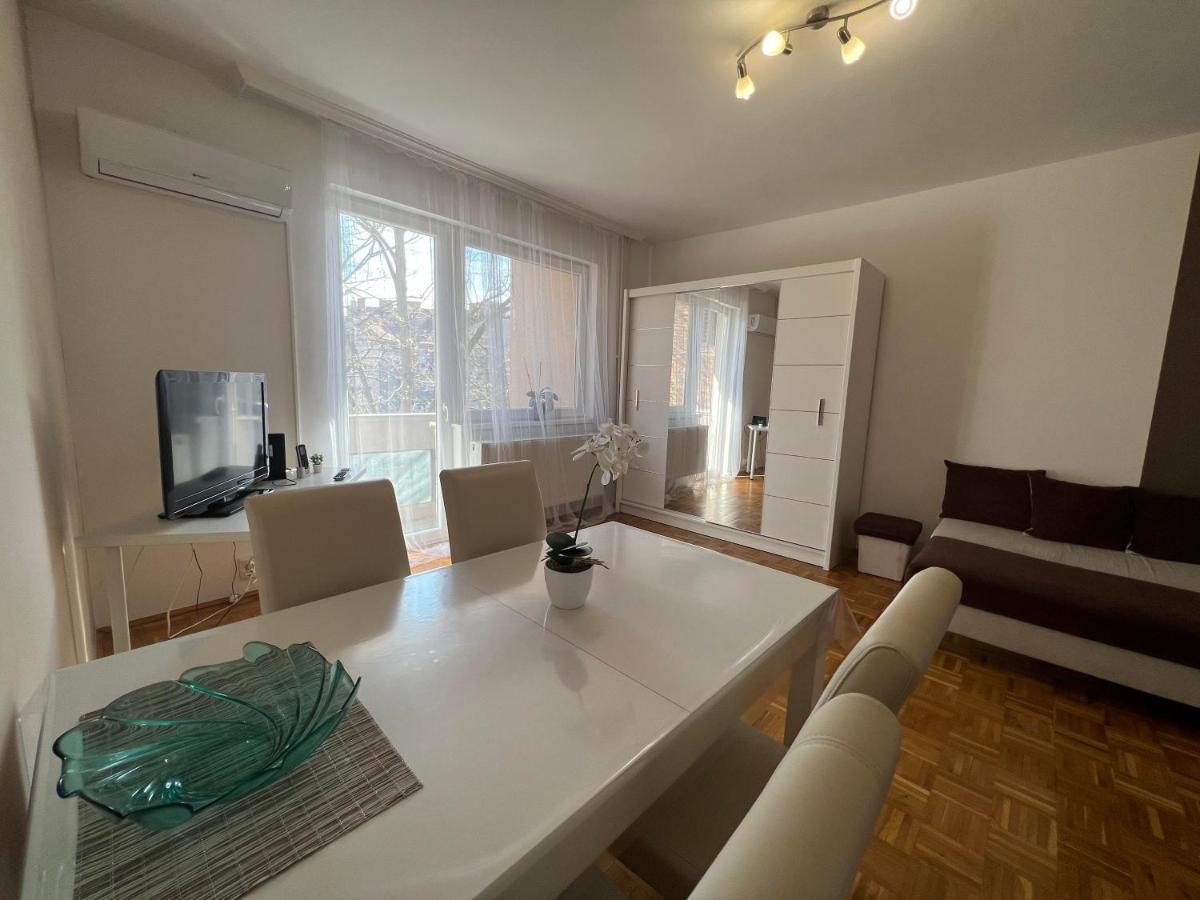 Centrum Szeged Apartman Exterior foto