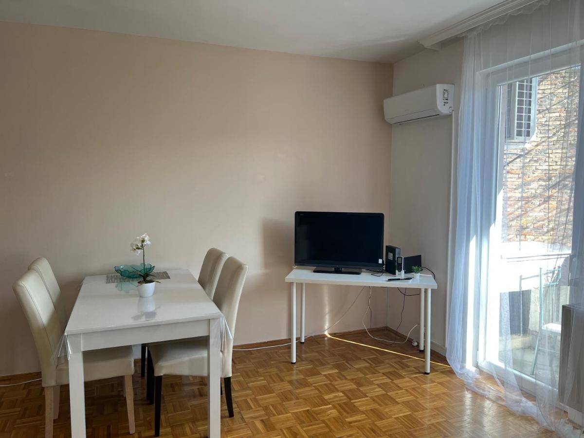 Centrum Szeged Apartman Exterior foto